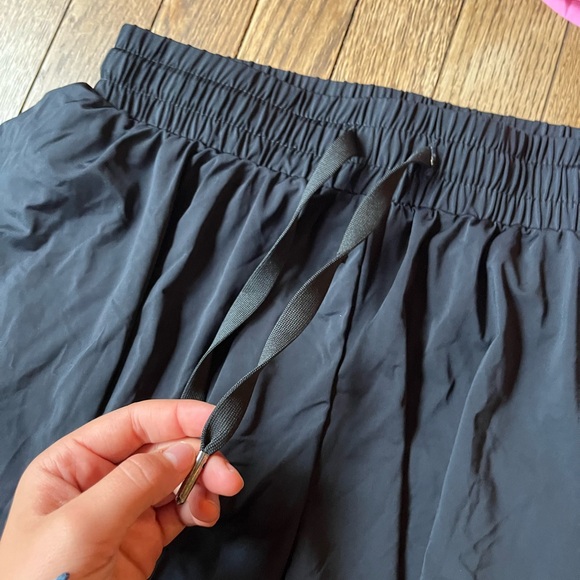 Girls large butterfly shorts. - Picture 2 of 5